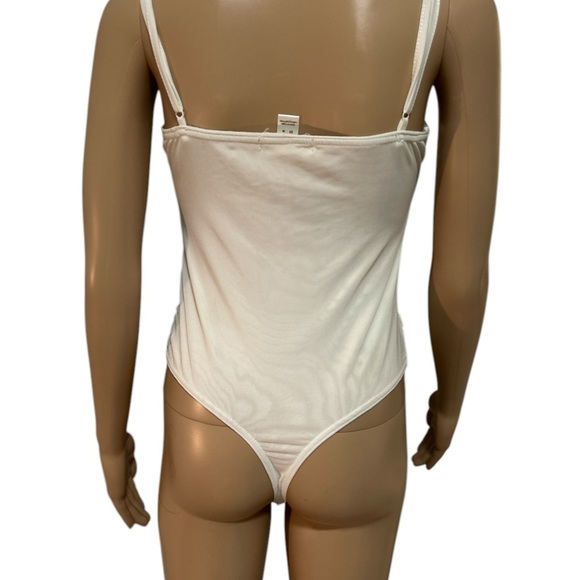 Women's Cream Ruched Bodysuit - Picture 4 of 9